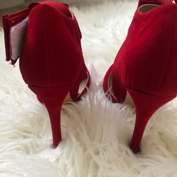 Red, Hot, statement shoes!! - Picture 3 of 5